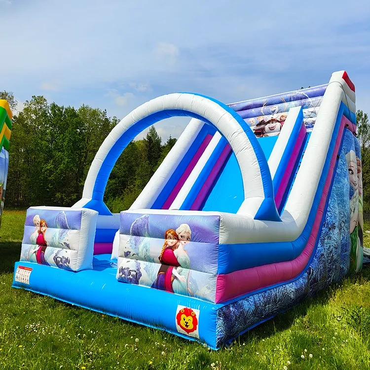 Zjeżdżalnia Gigant Kraina Lodu