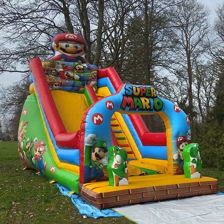 Zjeżdżalnia Mario 1